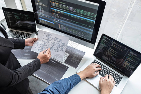 軟件的存在是為了解放人類(lèi)